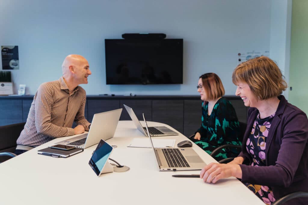 Overleg bij team Public & Social Profit