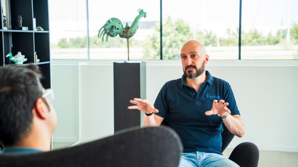 Het fundament van de transitie: hoe Tectum Group leiderschap bouwt in een gedecentraliseerde organisatie